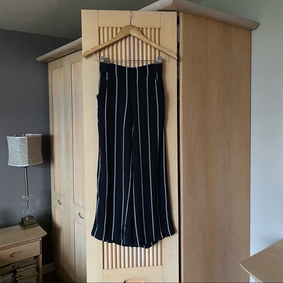 Aritzia Wilfred tie waist pants blogger style - Picture 5 of 5